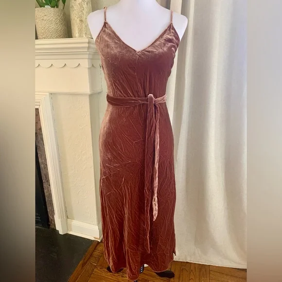 Frame Denim | Dresses | Frame Velvet Slip Dress Womans Xs | Poshmark Frame Denim | Dresses | Frame Velvet Slip Dress Womans Xs | Poshmark